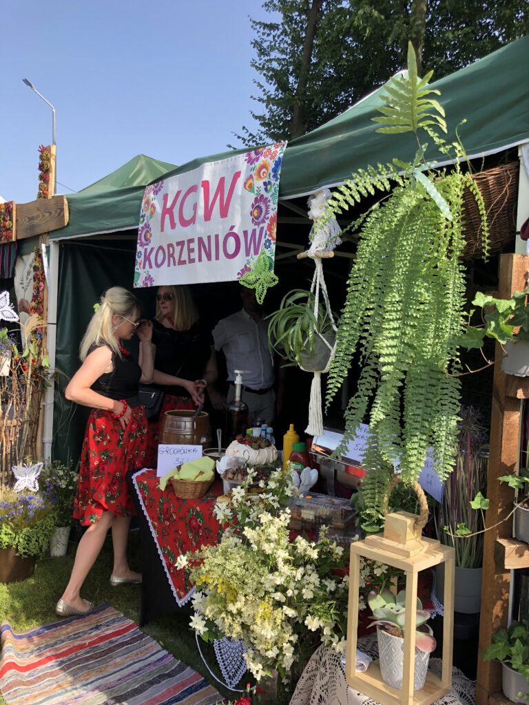 Prezentacja stoiska KGW Korzeniów