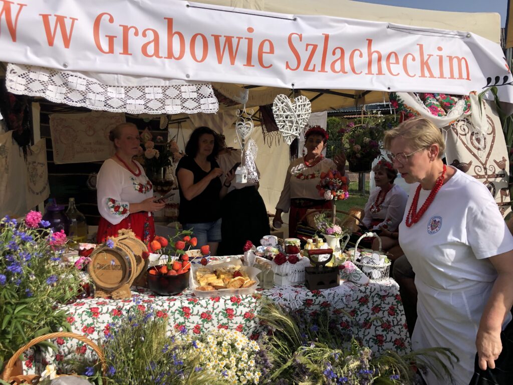 Prezentacja stoiska KGW Grabów Szlachecki