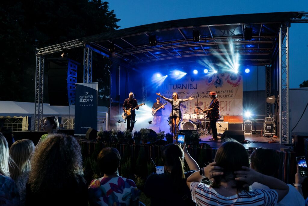 PBP Letni-Festiwal-Folkloru.-Publicznosc