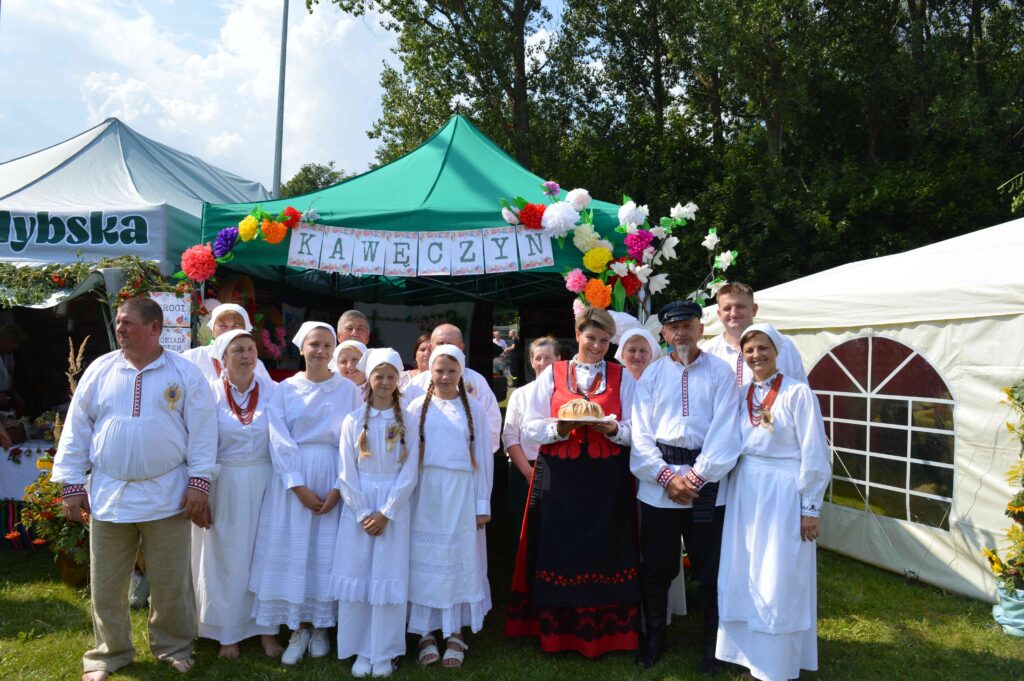 dożynki powiatowo- gminne,  KGW prezentacja