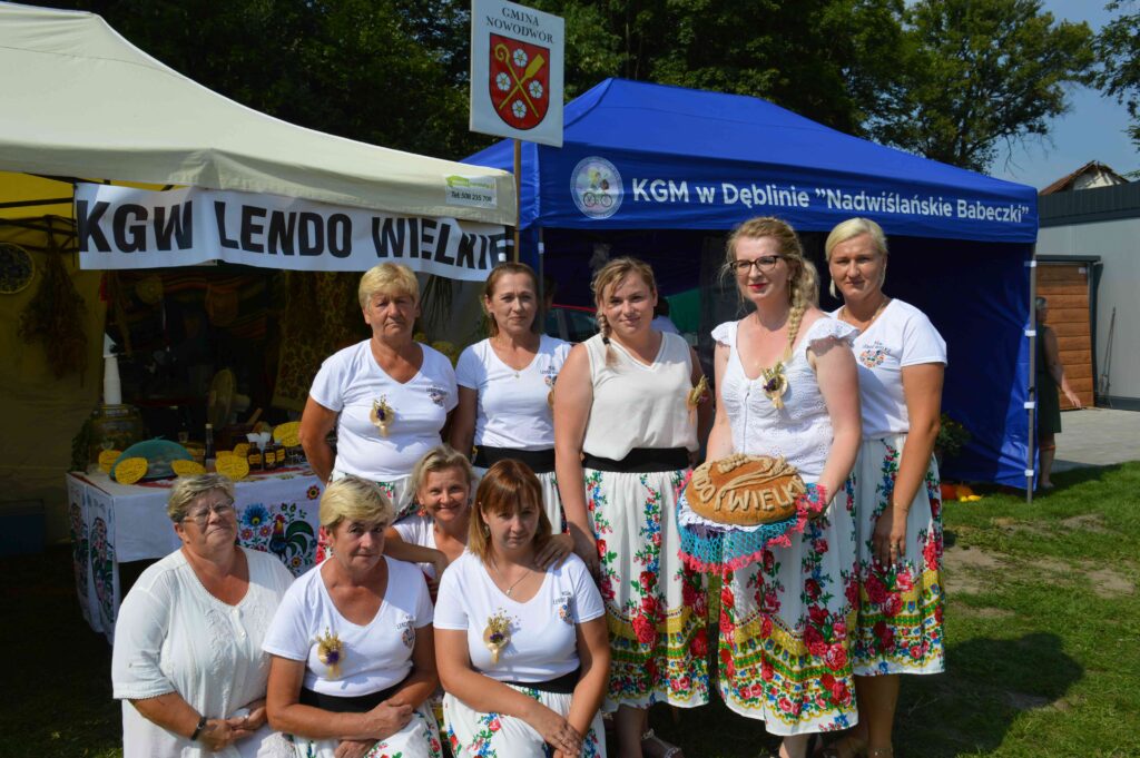 dożynki powiatowo- gminne,  KGW prezentacja