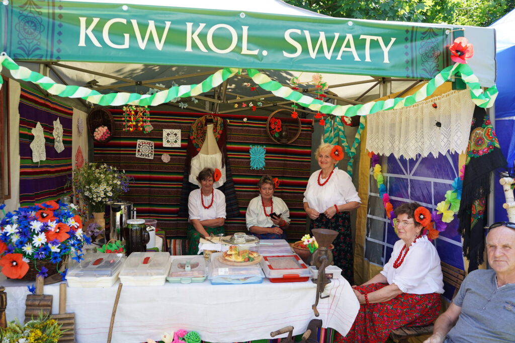 Festiwal Kultury Regionów, zdjęcie zamieściła Dagmara Jarosz - dyrektor Powiatowej Biblioteki Publicznej w Rykach - zdjęcie kolonia swaty